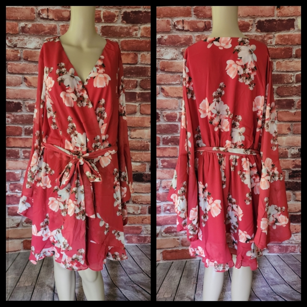 City Chic Red Bell Sleeve Boho Dress NWT - Picture 5 of 6